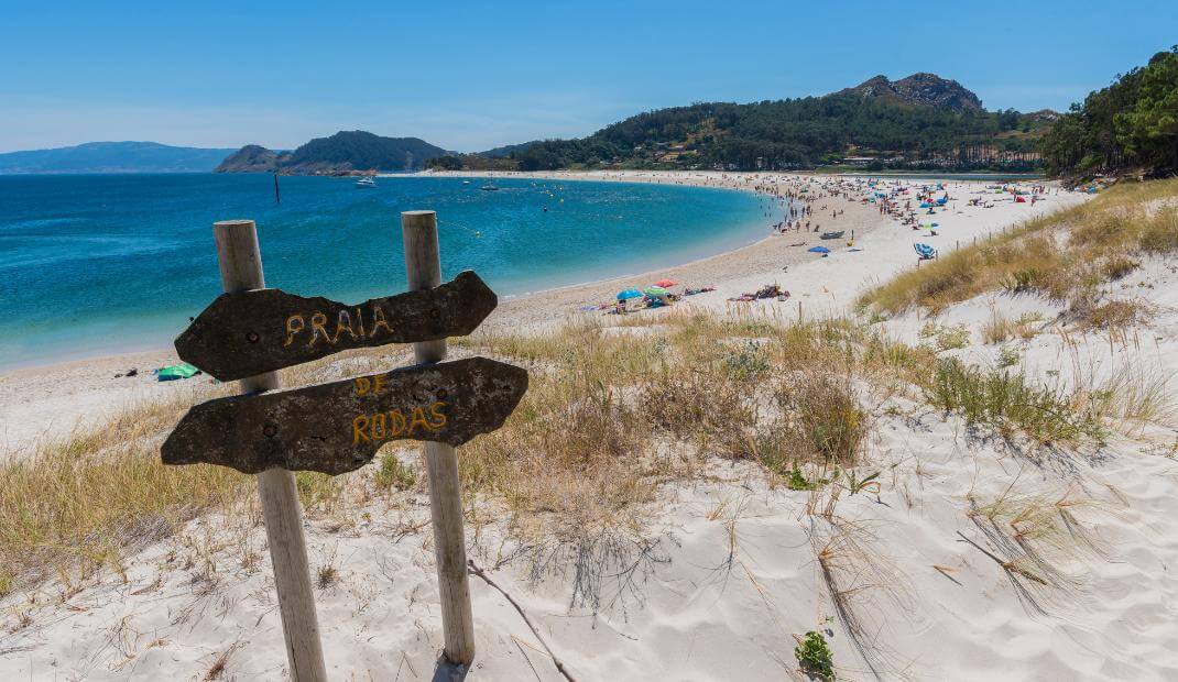 Entrada a la Playa de Rodas en Islas Cíes